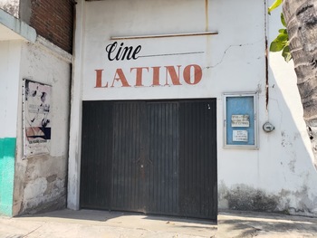 Cine Cabinas Latino Cine Cabinas Latino