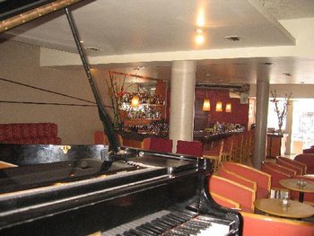 Garbo Piano Bar and Jazz