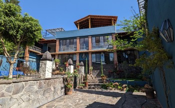 La Joya Azul
