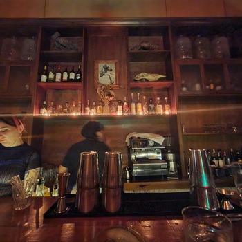 Cadadía Bar-Cafe